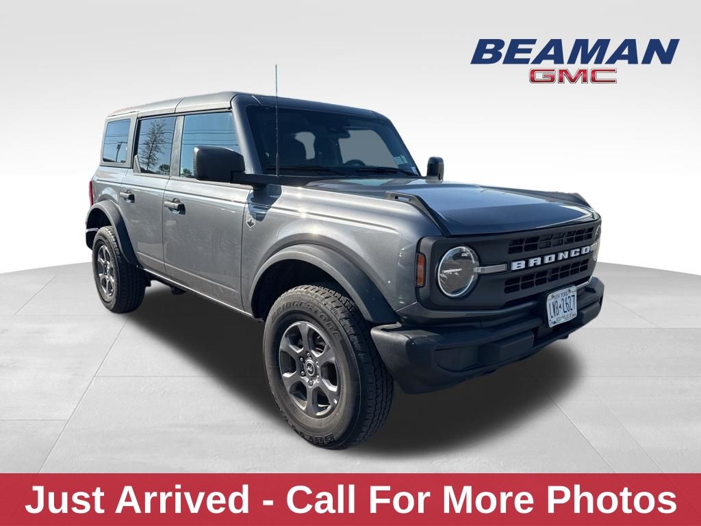 Gray Metallic 2025 Ford Bronco Big Bend 4-Door 4WD SUV / Crossover Four-Wheel Drive Automatic