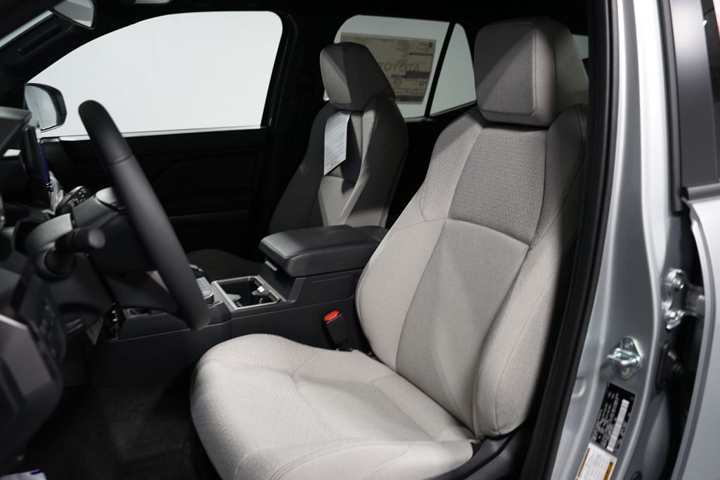 Thumbnail: 2026 Toyota 4Runner - 28