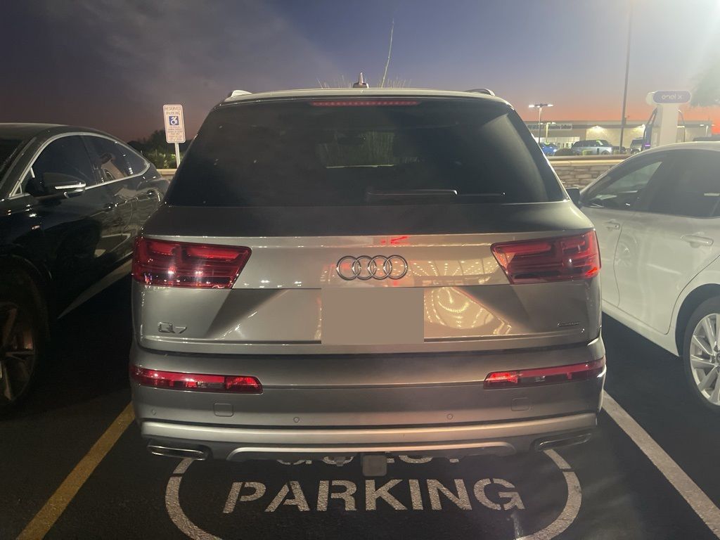 Thumbnail: 2018 Audi Q7 - 6