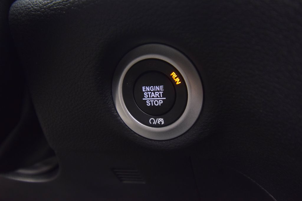 new 2026 Chrysler Pacifica car, priced at $47,696