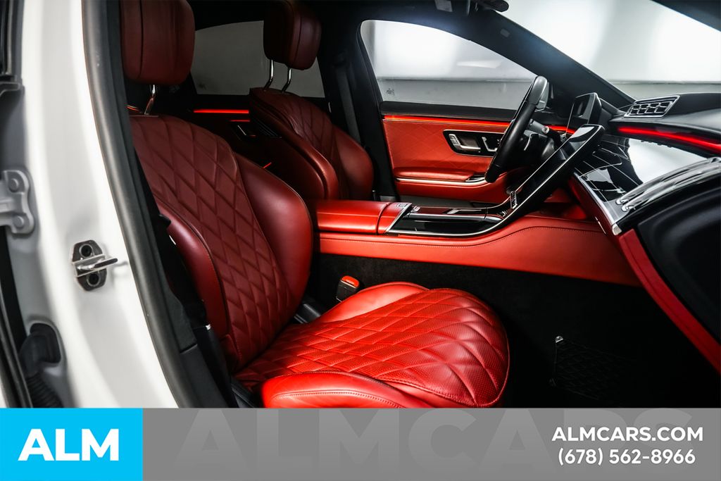 Used 2022 White Mercedes-Benz S 580 image 19