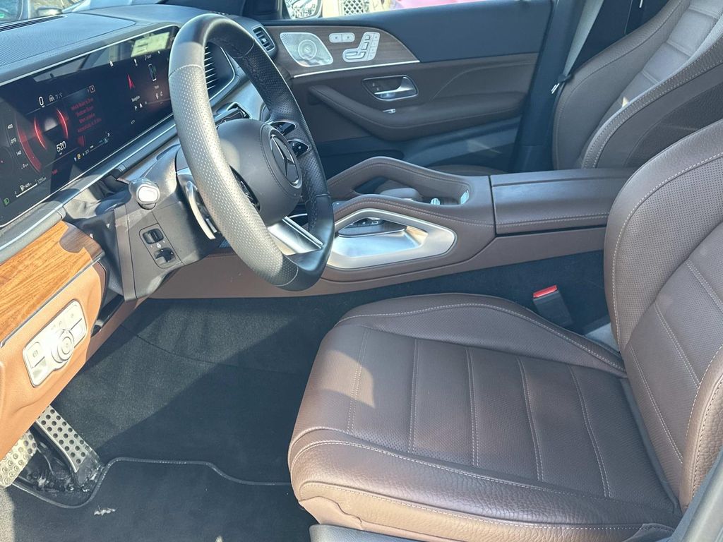 Thumbnail: 2026 Mercedes-Benz GLS - 13