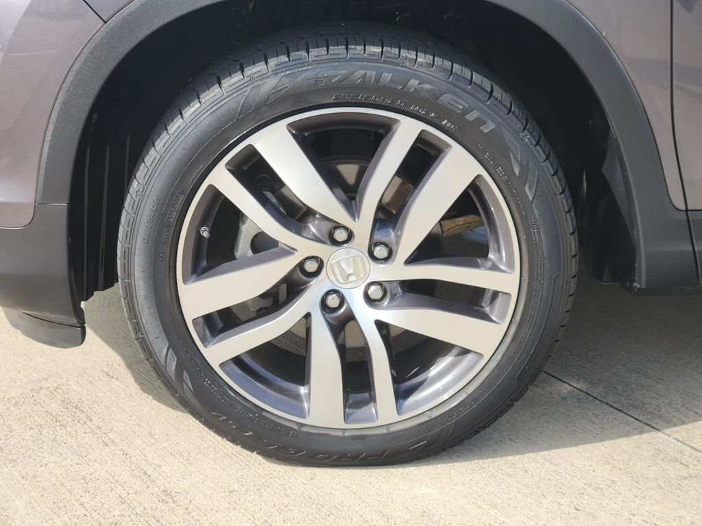 2017 Honda Pilot Touring Gray at Community Honda