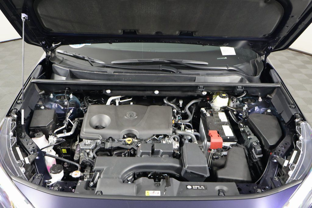 Thumbnail: 2025 Toyota RAV4 - 15