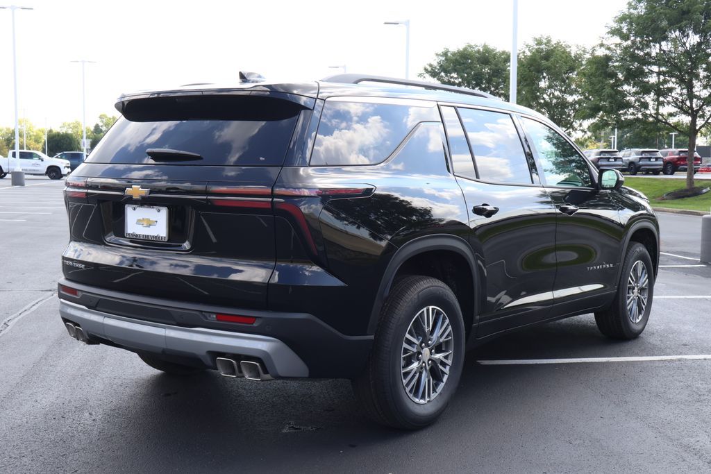 Thumbnail: 2027 Chevrolet Traverse - 8