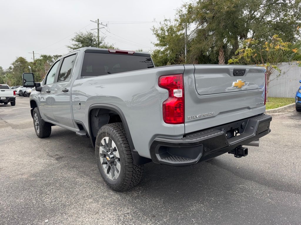 2025 Chevrolet Silverado 2500HD Custom 7