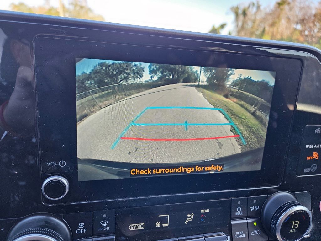 Thumbnail: 2023 Toyota Highlander - 25