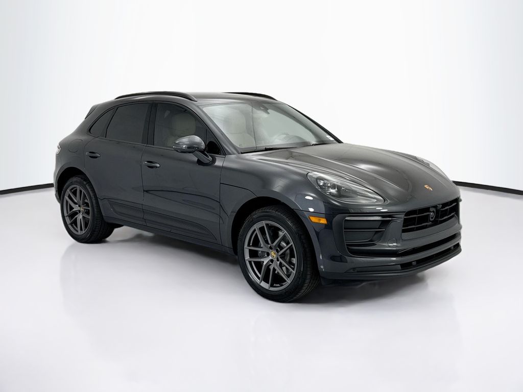 Thumbnail: 2026 Porsche Macan - 9