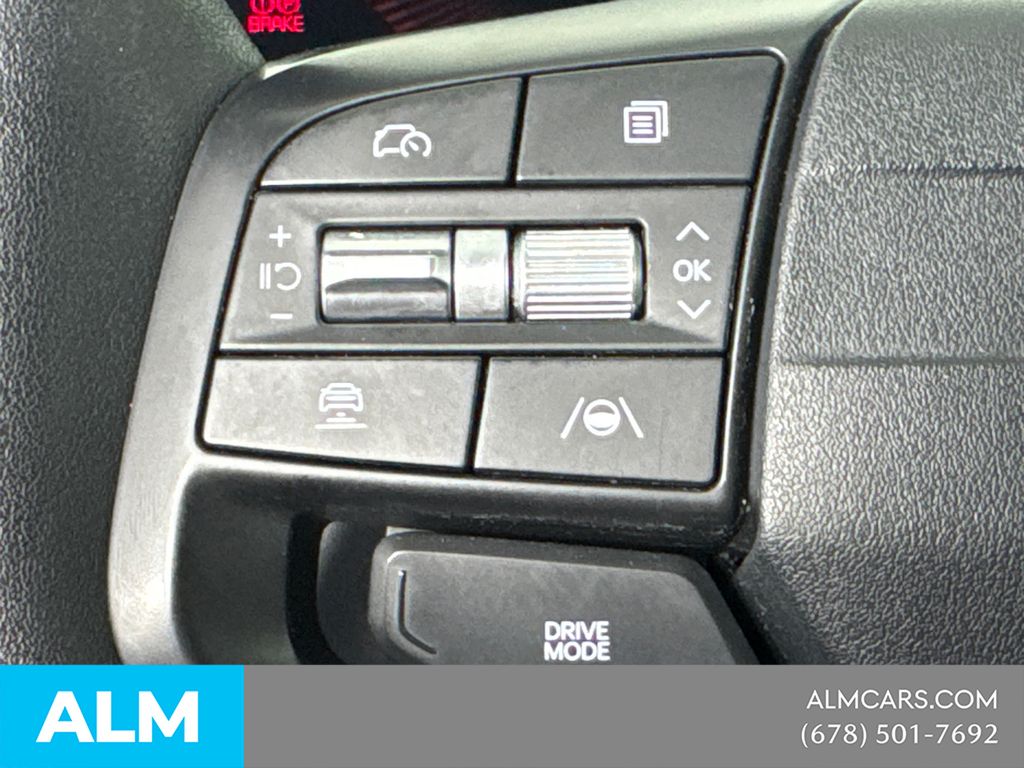 Used 2025 Black Kia LXS image 28