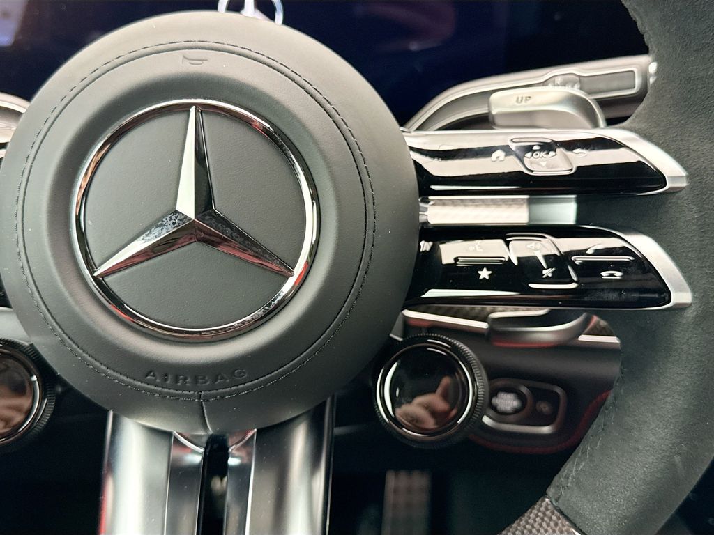 Thumbnail: 2026 Mercedes-Benz GLE - 12