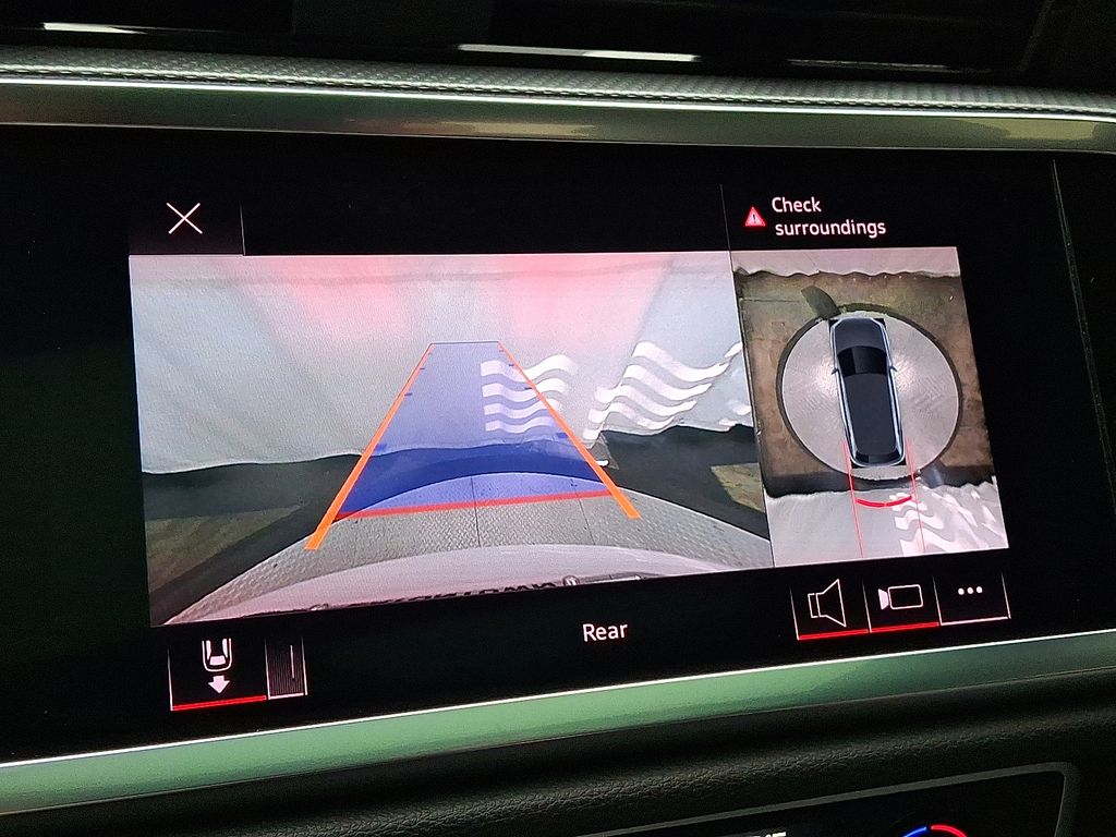Thumbnail: 2022 Audi Q3 - 19