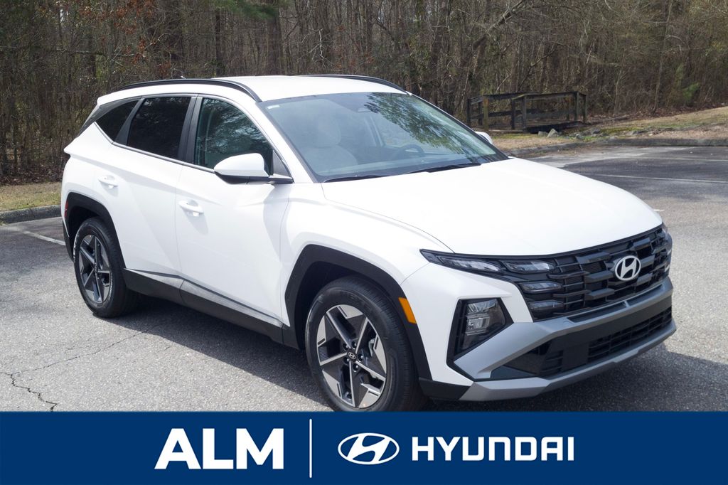 2025 Hyundai Tucson SEL photo 2