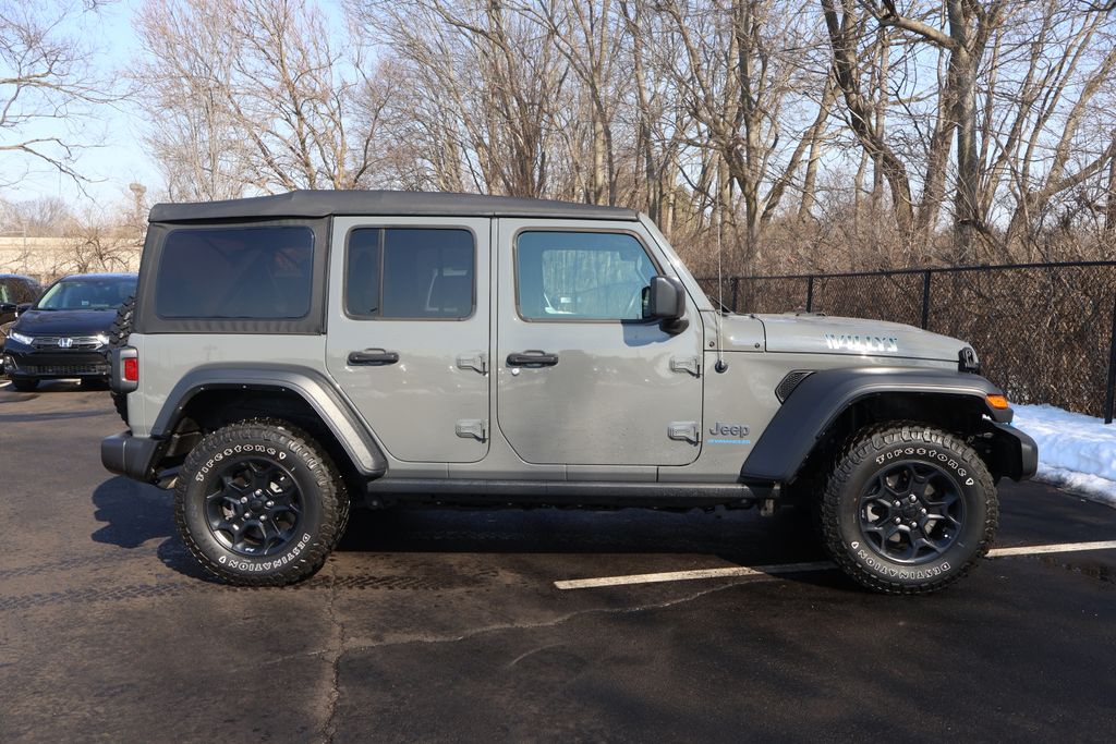 Thumbnail: 2023 Jeep Wrangler - 9