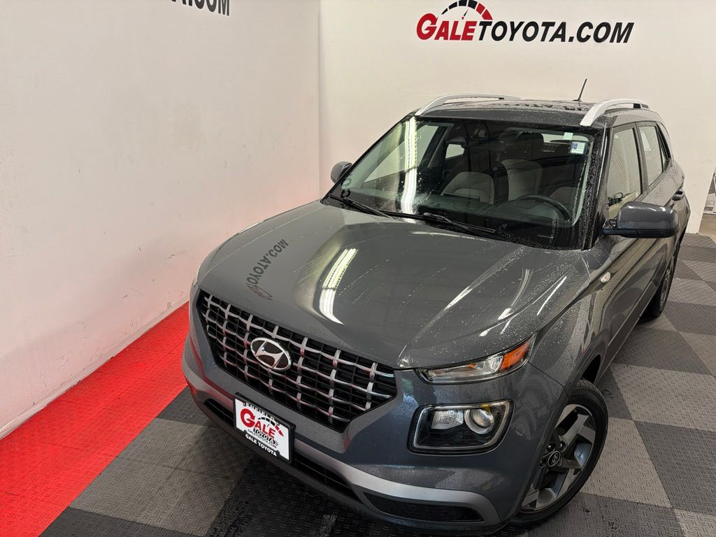 Used 2023 Hyundai Venue SUV