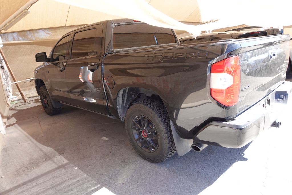 Midnight Black Metallic 2019 Toyota Tundra Pickup Truck Four-Wheel Drive 6-Speed Automatic