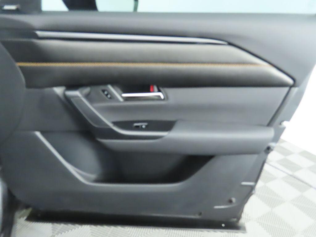 Thumbnail: 2025 Mazda CX-50 - 26