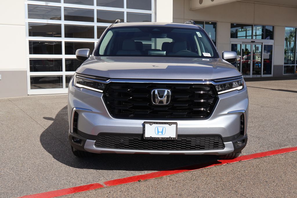 2025 Honda Pilot Touring 2