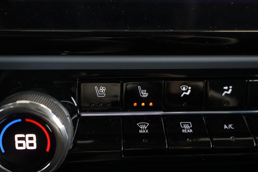 Thumbnail: 2027 Chevrolet Bolt EV - 26