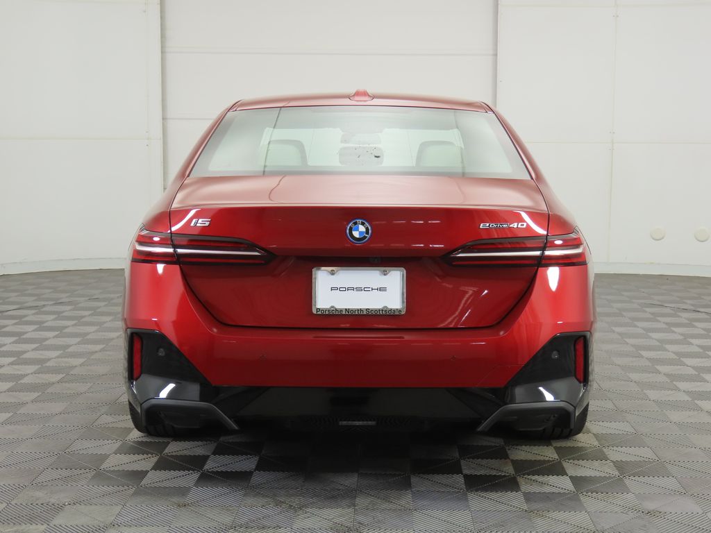 Thumbnail: 2025 BMW i5 - 6