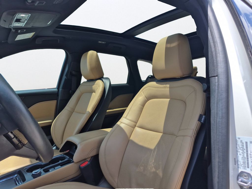 2023 Lincoln Corsair Reserve White at Community Toyota