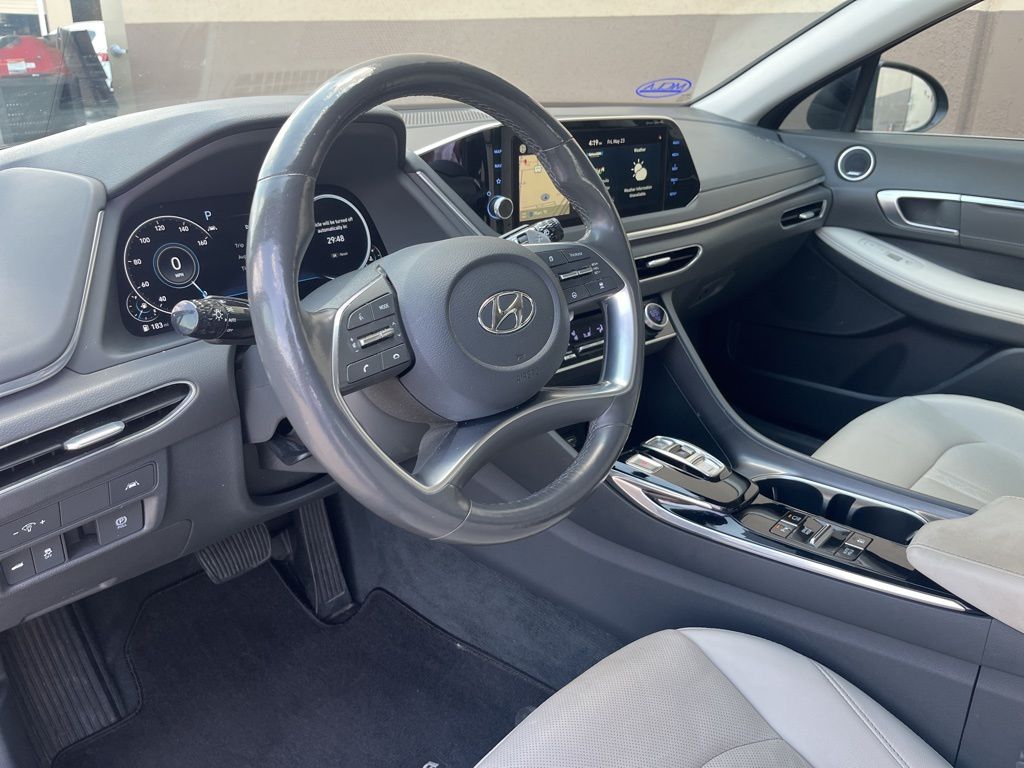 2022 Hyundai Sonata Limited 28
