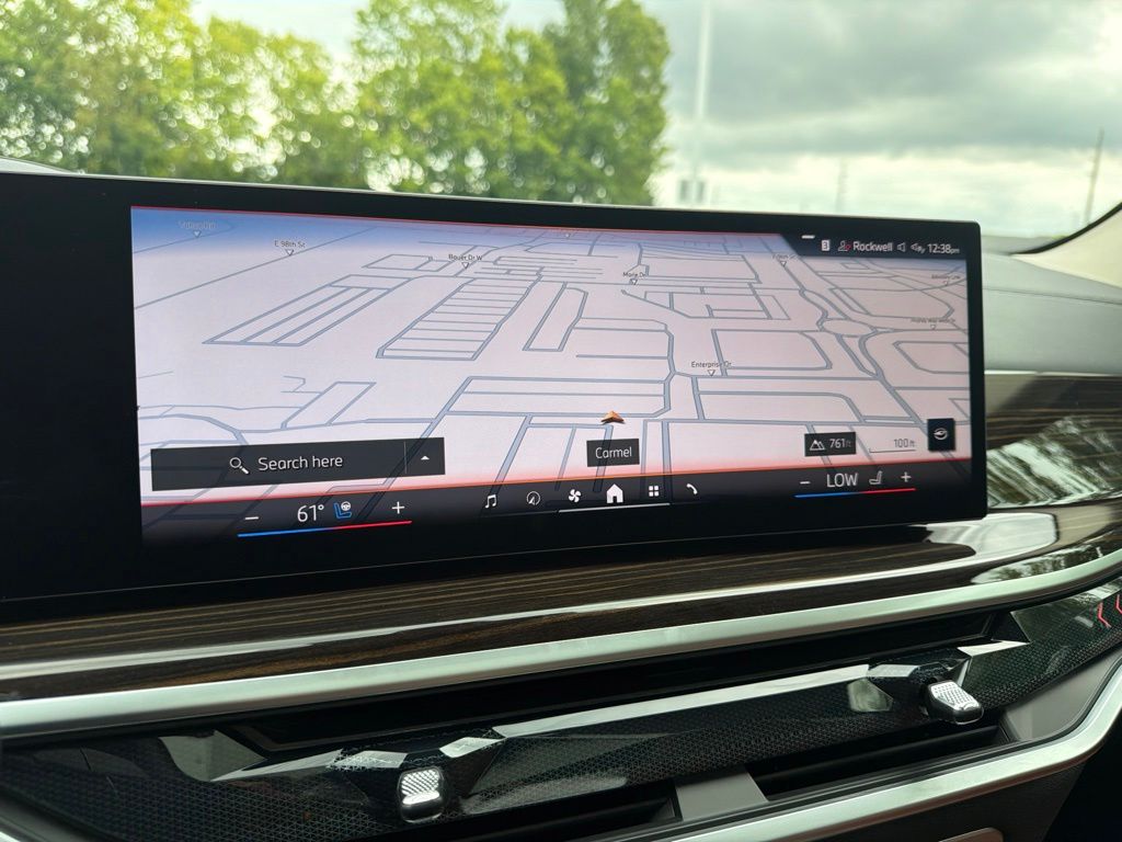 Thumbnail: 2026 BMW X7 - 32