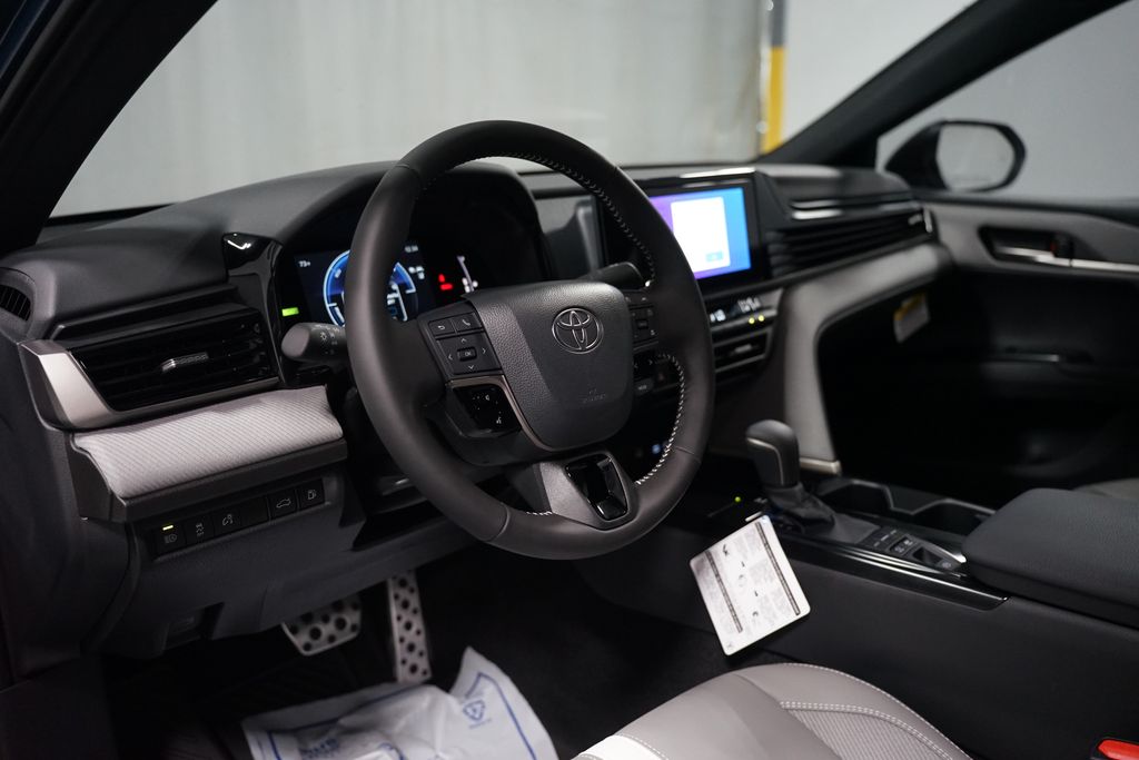 Thumbnail: 2026 Toyota Camry - 15