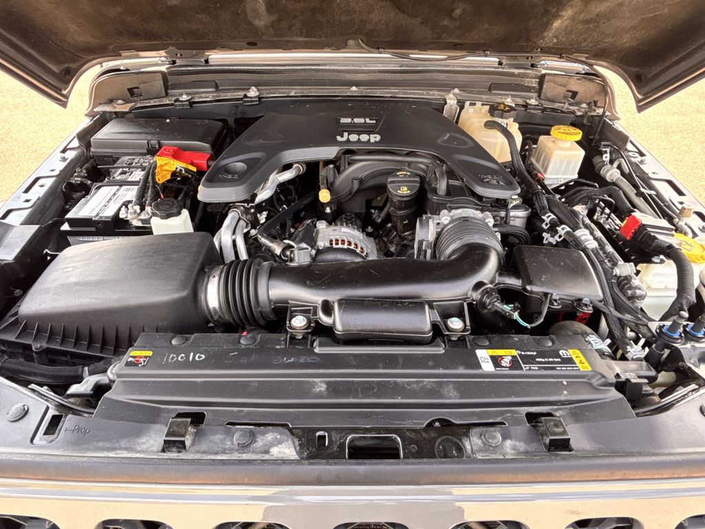 Used Car 2021 Jeep Gladiator  For Sale Under $30,000 In Corsicana, Texas