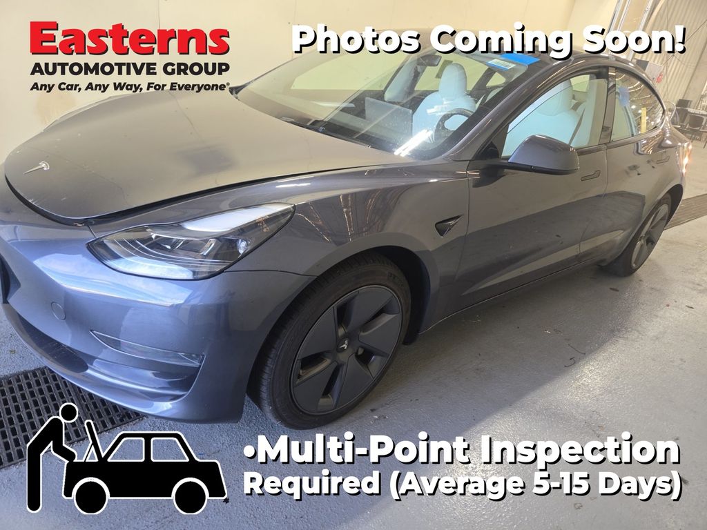 2023 Tesla Model 3 -'s photo