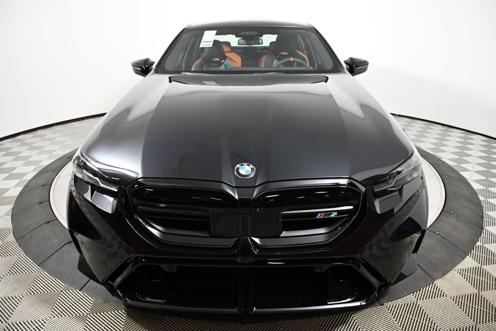 Thumbnail: 2026 BMW M5 - 8
