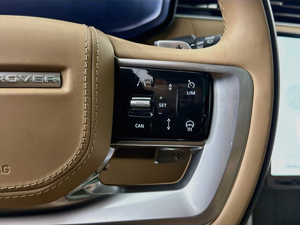 Thumbnail: 2026 Land Rover Range Rover - 12
