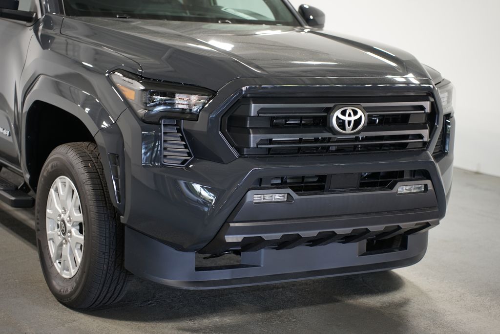 2025 Toyota Tacoma SR5 4