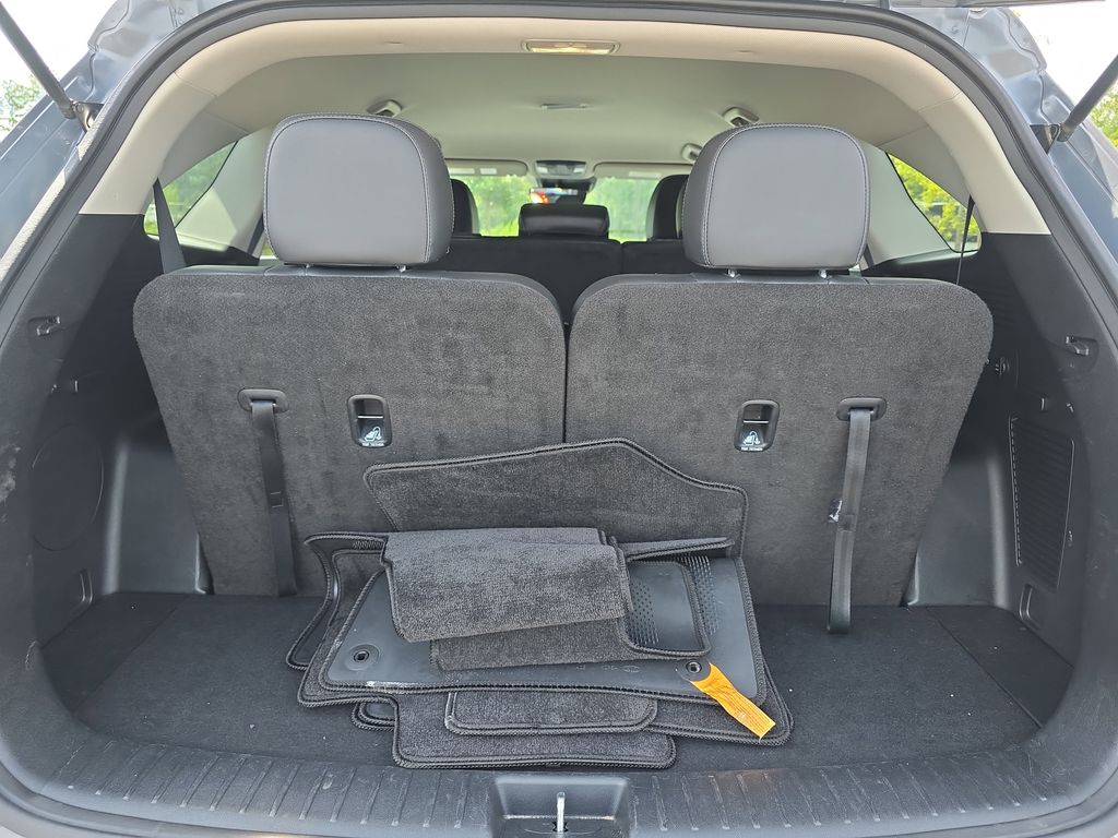 2024 Everlasting Silver Kia Sorento S FWD SUV