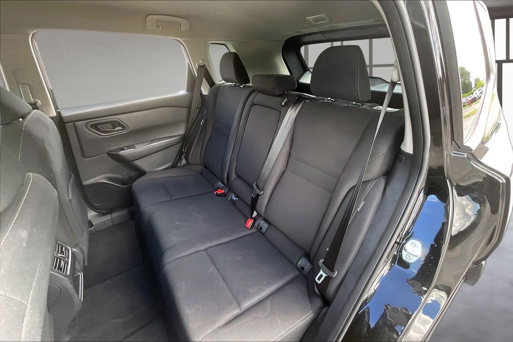 Used 2024 Nissan Rogue SUV