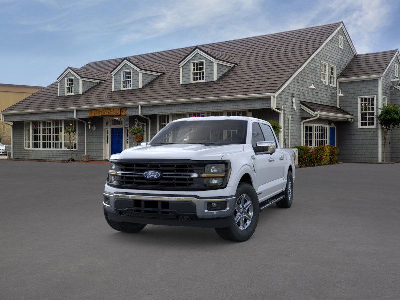 New 2025 White Ford XLT image 2