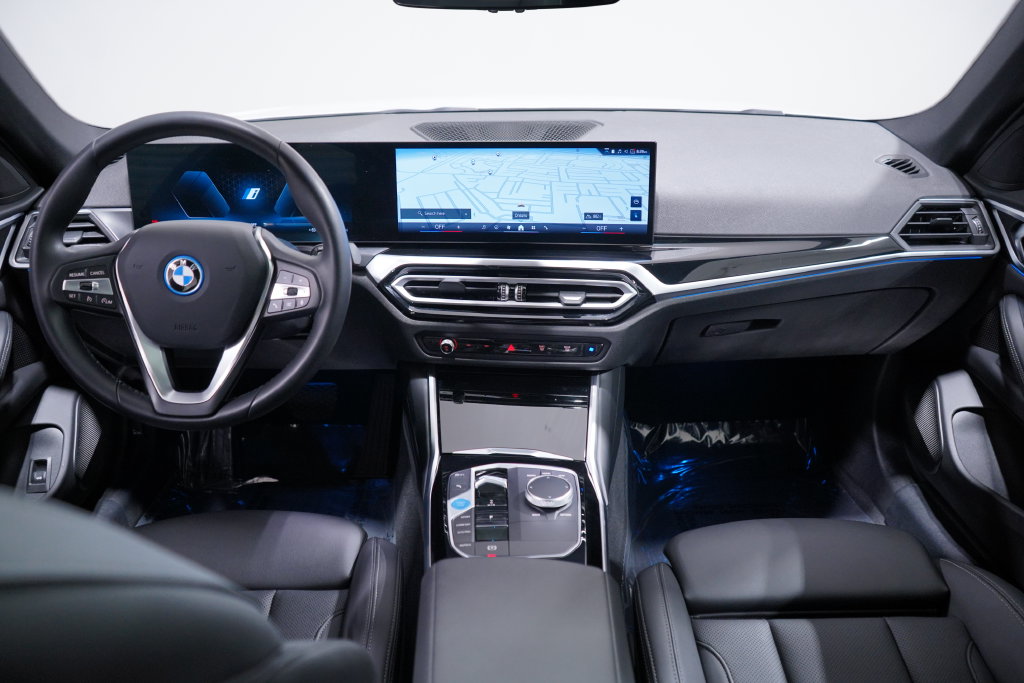 Thumbnail: 2024 BMW i4 - 15