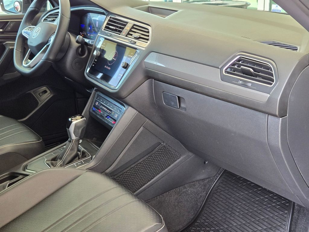 Used 2024 Volkswagen Tiguan SUV