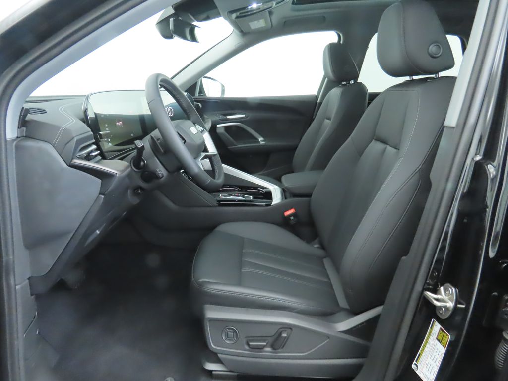 Thumbnail: 2025 Audi Q5 - 21