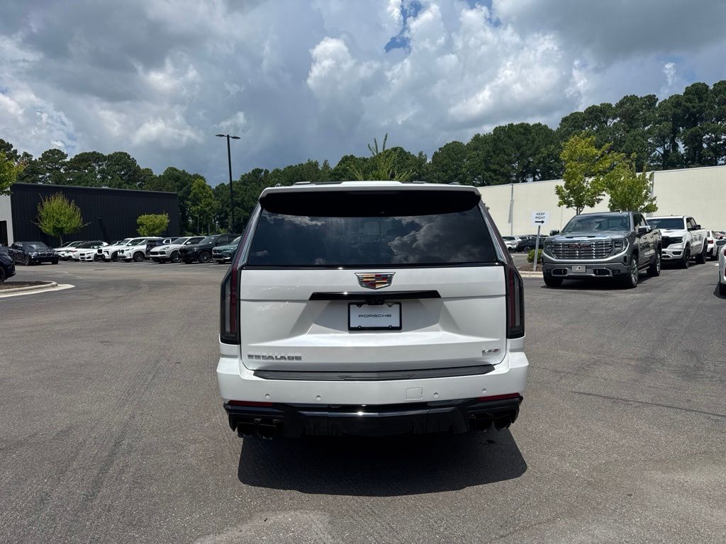 Thumbnail: 2025 Cadillac Escalade - 4