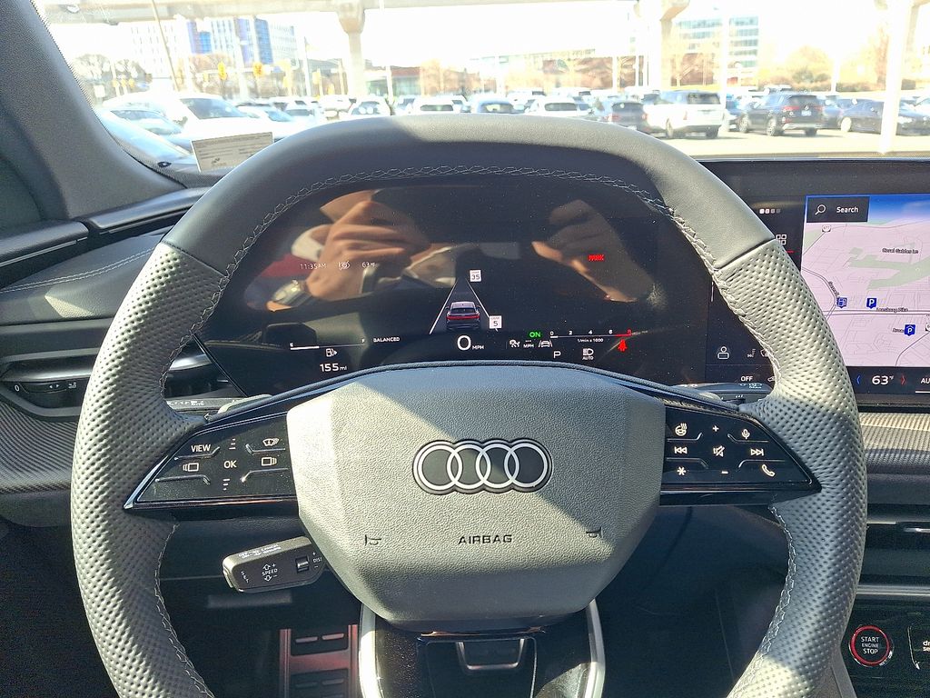 Thumbnail: 2025 Audi SQ5 - 16