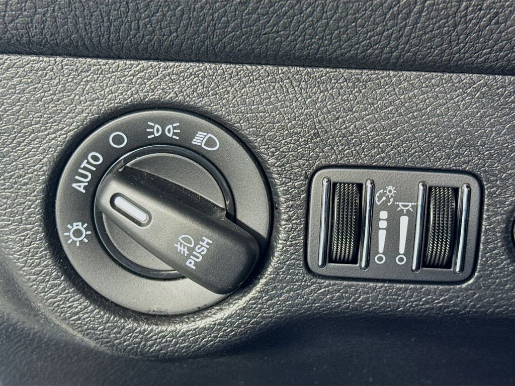 Used Car 2023 Dodge Challenger  Sxt For Sale Under $25,000 In San Antonio, Texas