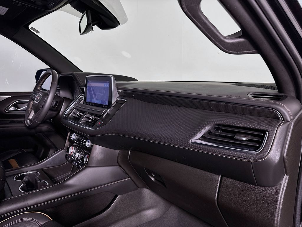 Thumbnail: 2021 GMC Yukon - 32