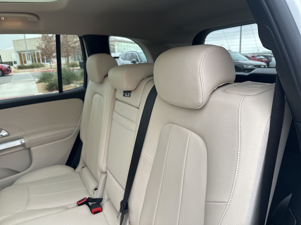 Used Car 2023 Mercedes-benz Glb  Glb 250 For Sale Under $35,000 In Austin, Texas