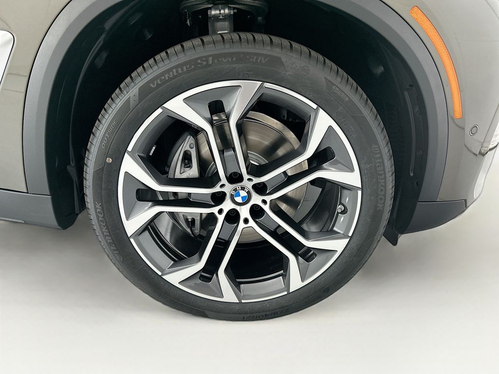 Thumbnail: 2026 BMW X5 - 31