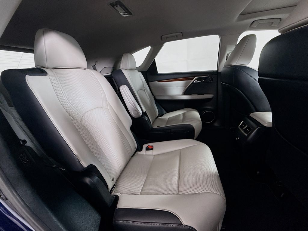2019 Lexus RX  27