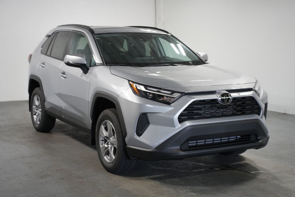 Thumbnail: 2025 Toyota RAV4 - 3