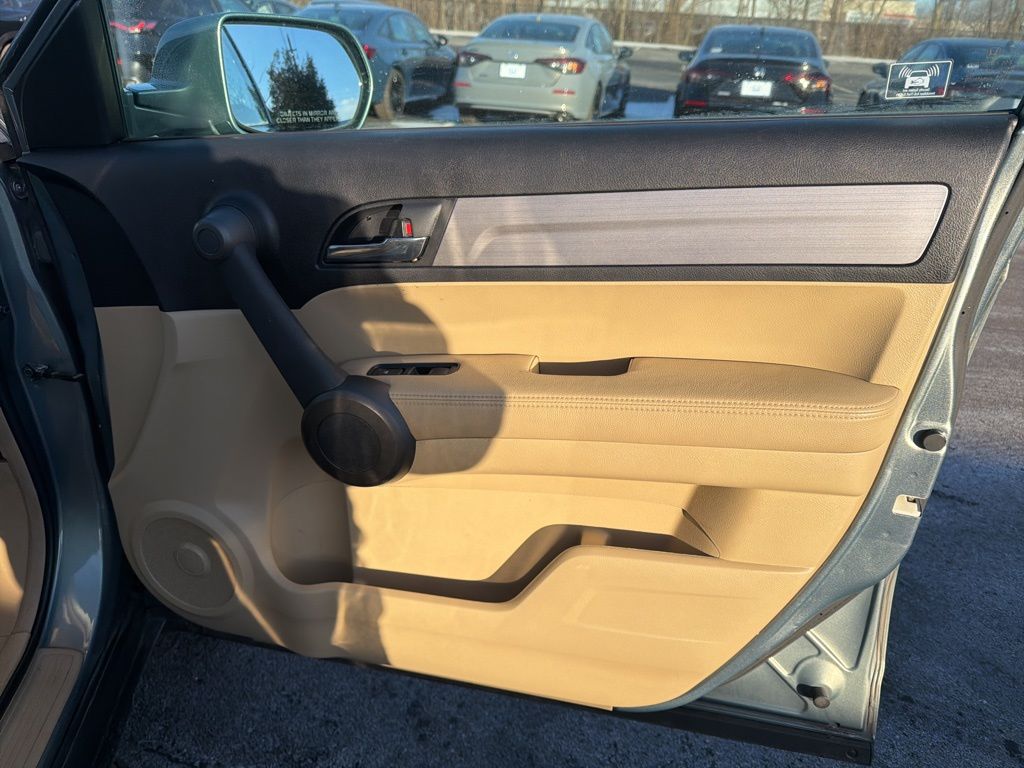 Thumbnail: 2011 Honda CR-V - 25