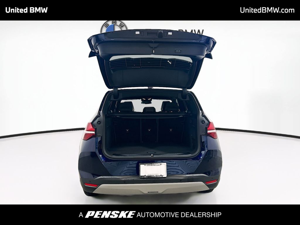 Thumbnail: 2026 BMW X3 - 14