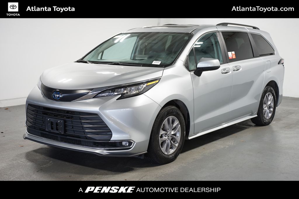 2023 Toyota Sienna XLE -
                Duluth, GA