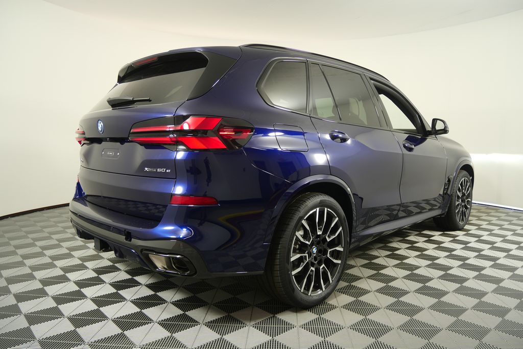 Thumbnail: 2026 BMW X5 - 3